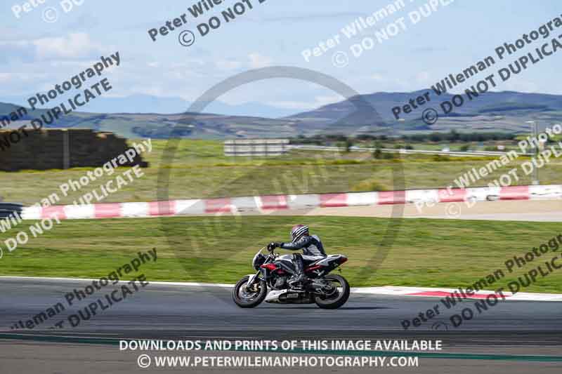 Circuito de Navarra;Spain;event digital images;motorbikes;no limits;peter wileman photography;trackday;trackday digital images